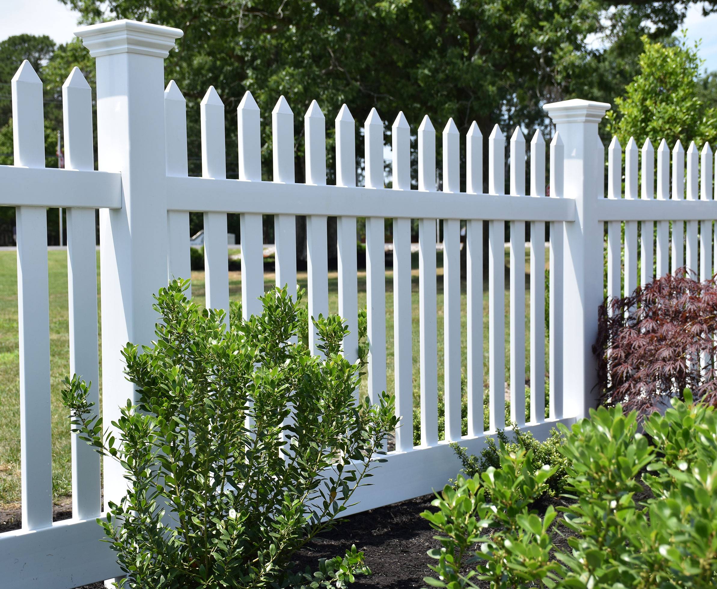 Vinyl-Fencing-img9